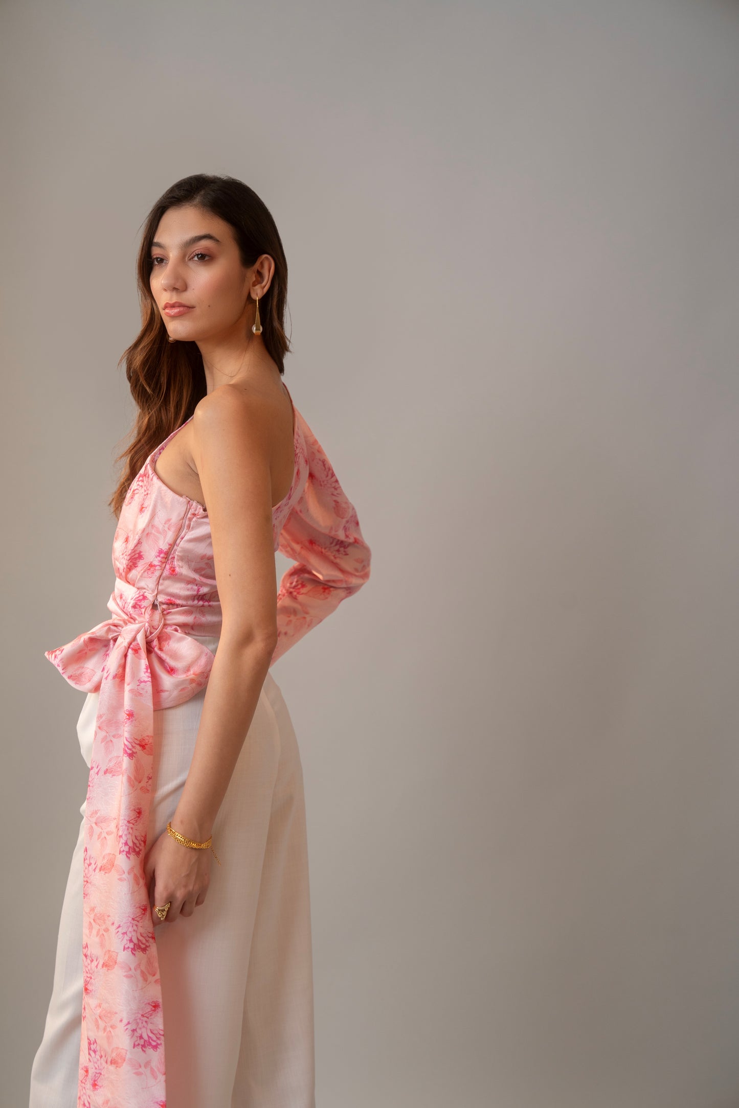 Dahlia - One-Shoulder Puffed Sleeves Satin Top for Women