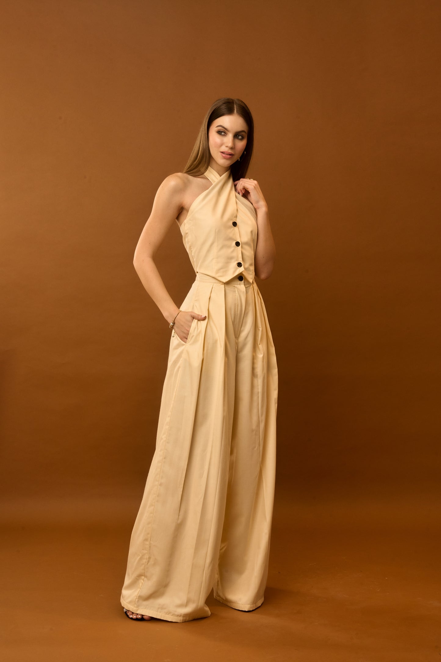 Pastel Daisy Beige Halter Sleeveless Tie-back Waistcoat Top for Women