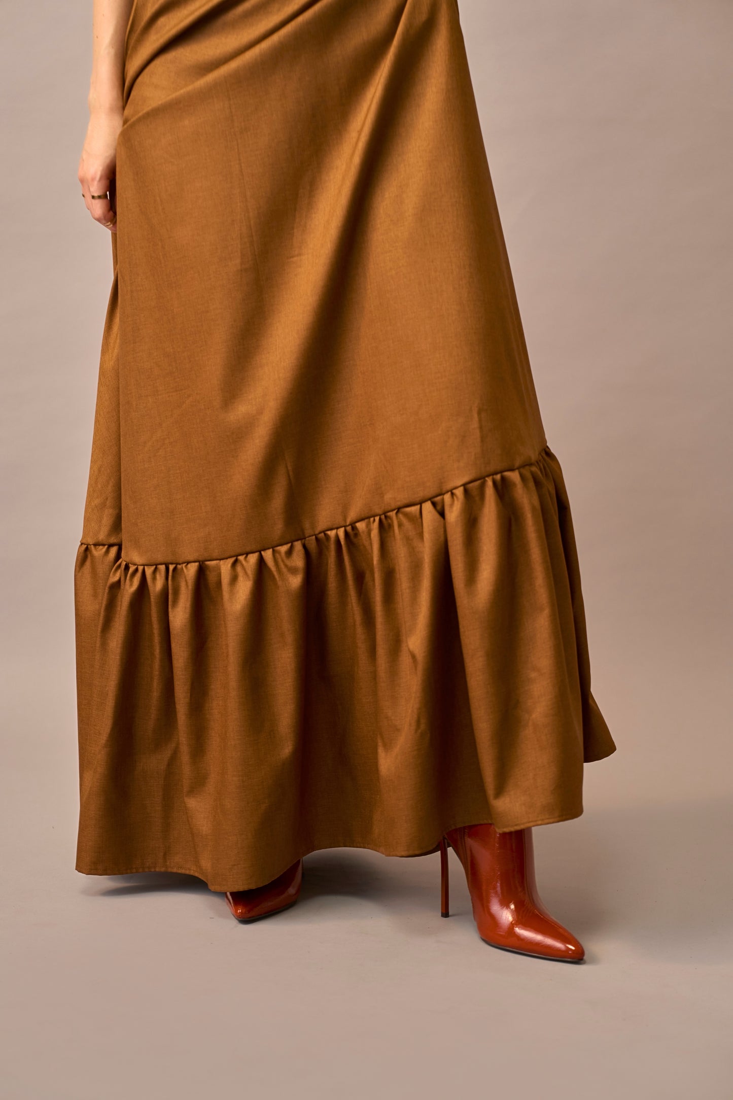 Vanilla Melt – Ruffled Crop Top for Women