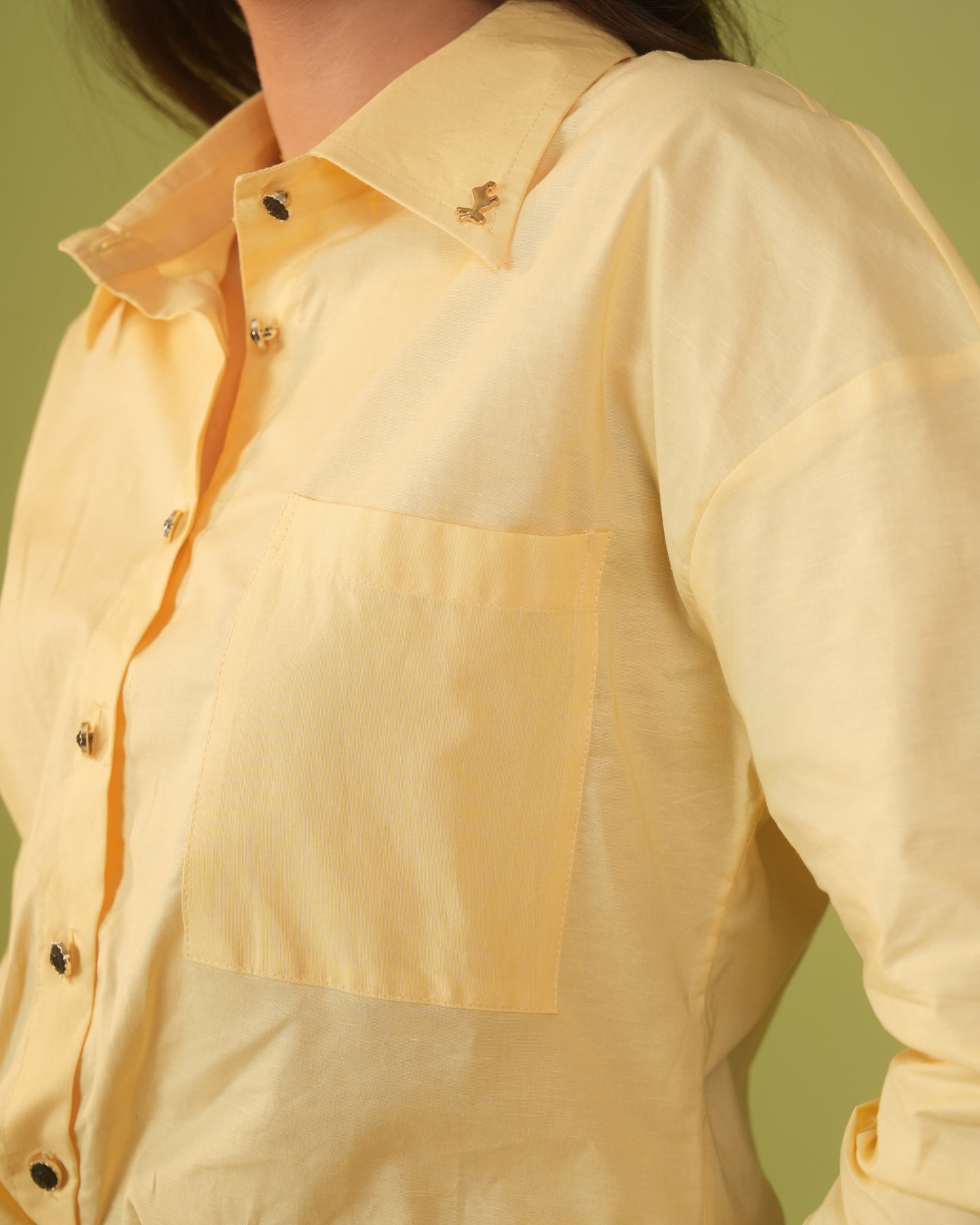 Bella Button-down