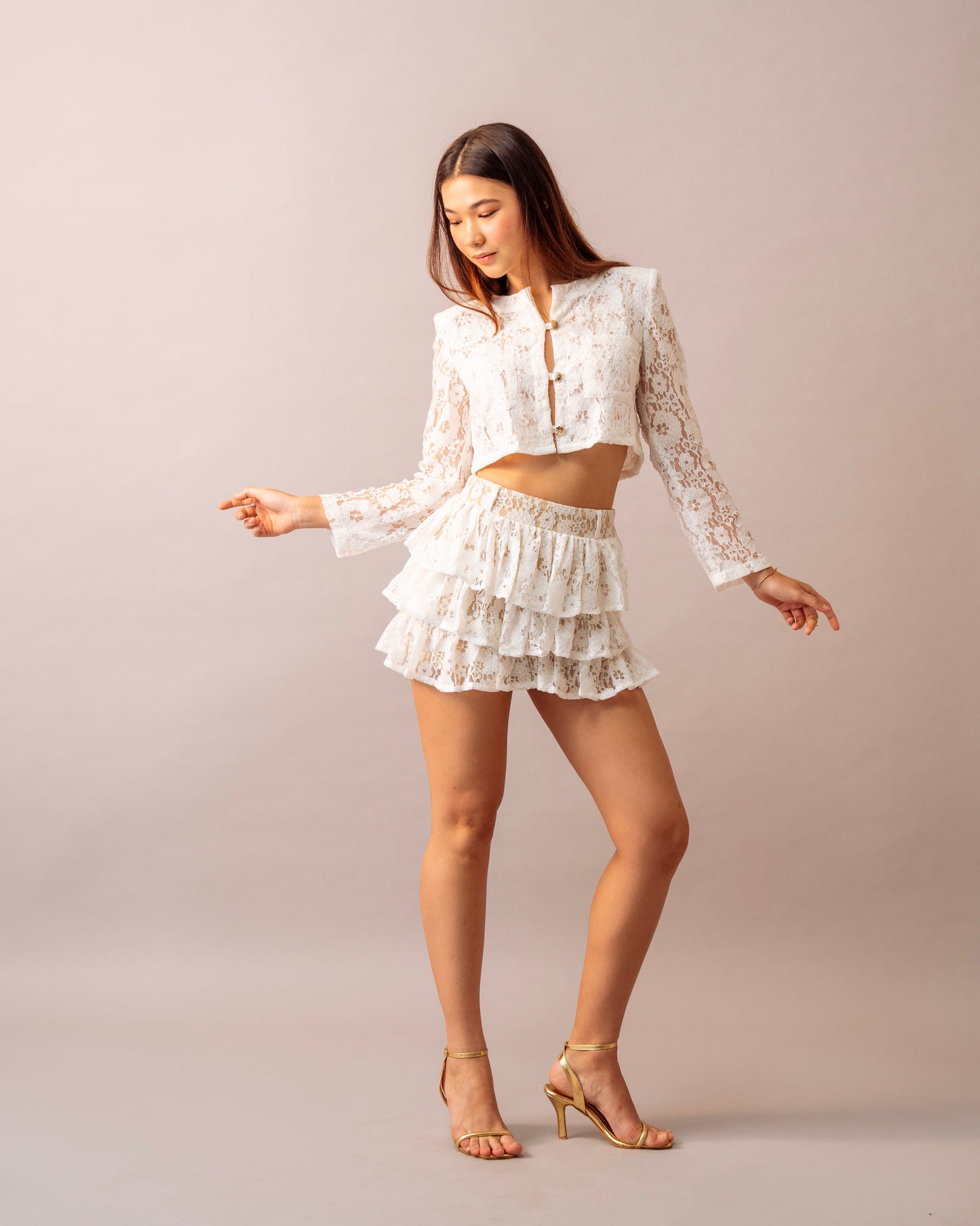 Petal Light Top  – Ivory Lace jacket with lycra tube top inner for Women