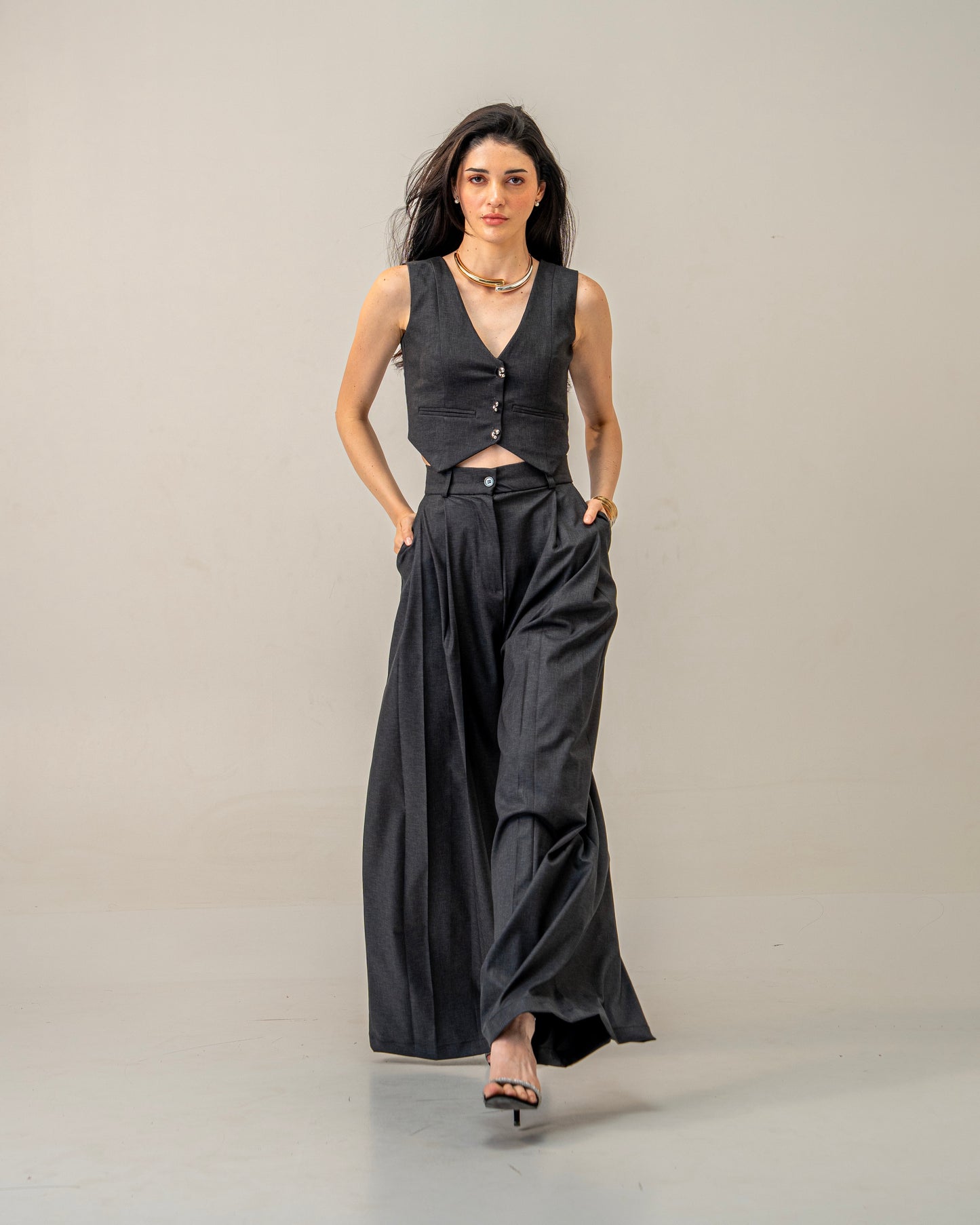Charcoal Edit Grey Wide-Leg pleated Trousers for Women