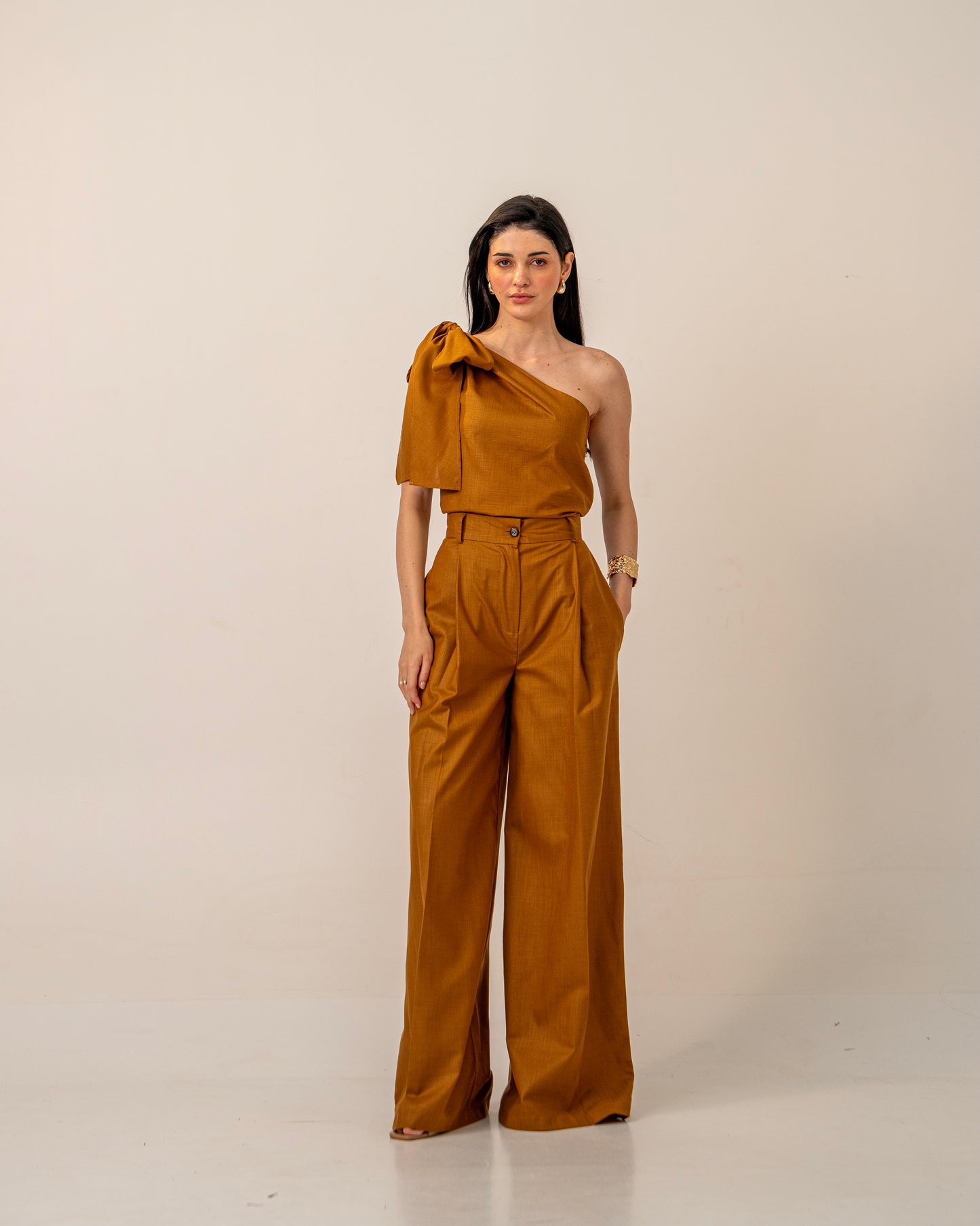 Molten Light Set – One-Shoulder Top and Wide Leg Trousers Co-ord Set for Women