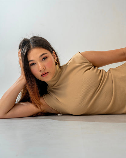 Sandstone Set – Sculpted High-Neck Ribbed Knit Top & Column Maxi Skirt Co-ord Set