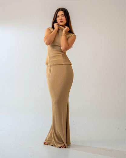 Sandstone Set – Sculpted High-Neck Ribbed Knit Top & Column Maxi Skirt Co-ord Set