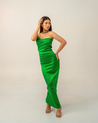 Emerald Hour Dress – Sculpted Emerald Green Satin Gown for Women