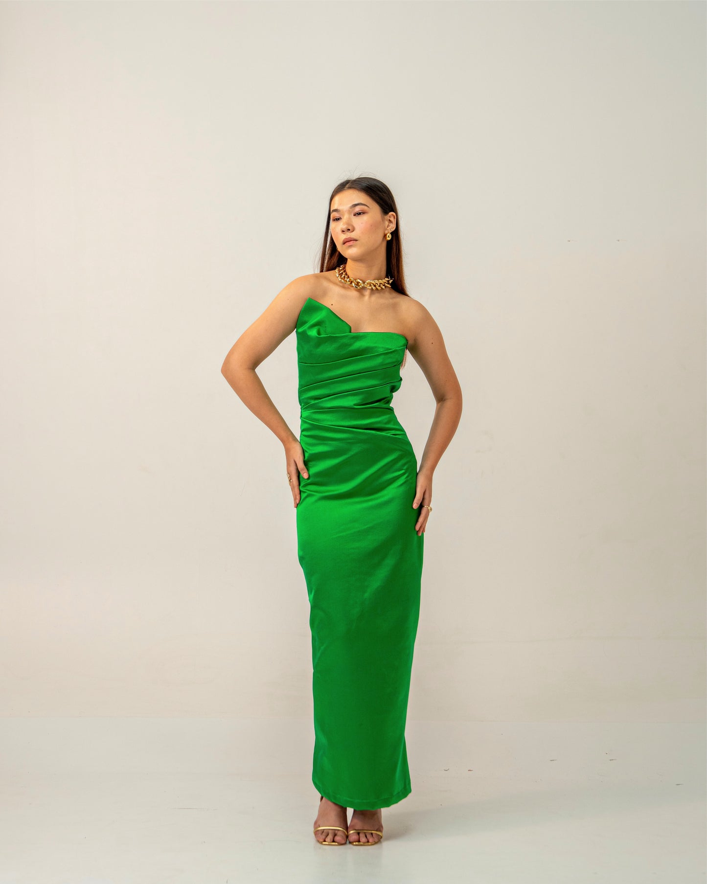 Emerald Hour Dress – Sculpted Emerald Green Satin Gown for Women
