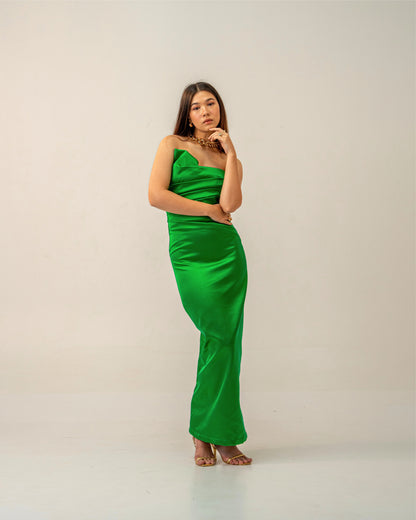 Emerald Hour Dress – Sculpted Emerald Green Satin Gown for Women